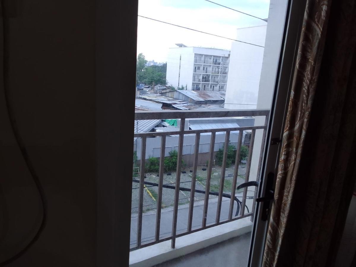 Emmanuel'S Service Apartment Near The Airport Manila Eksteriør billede