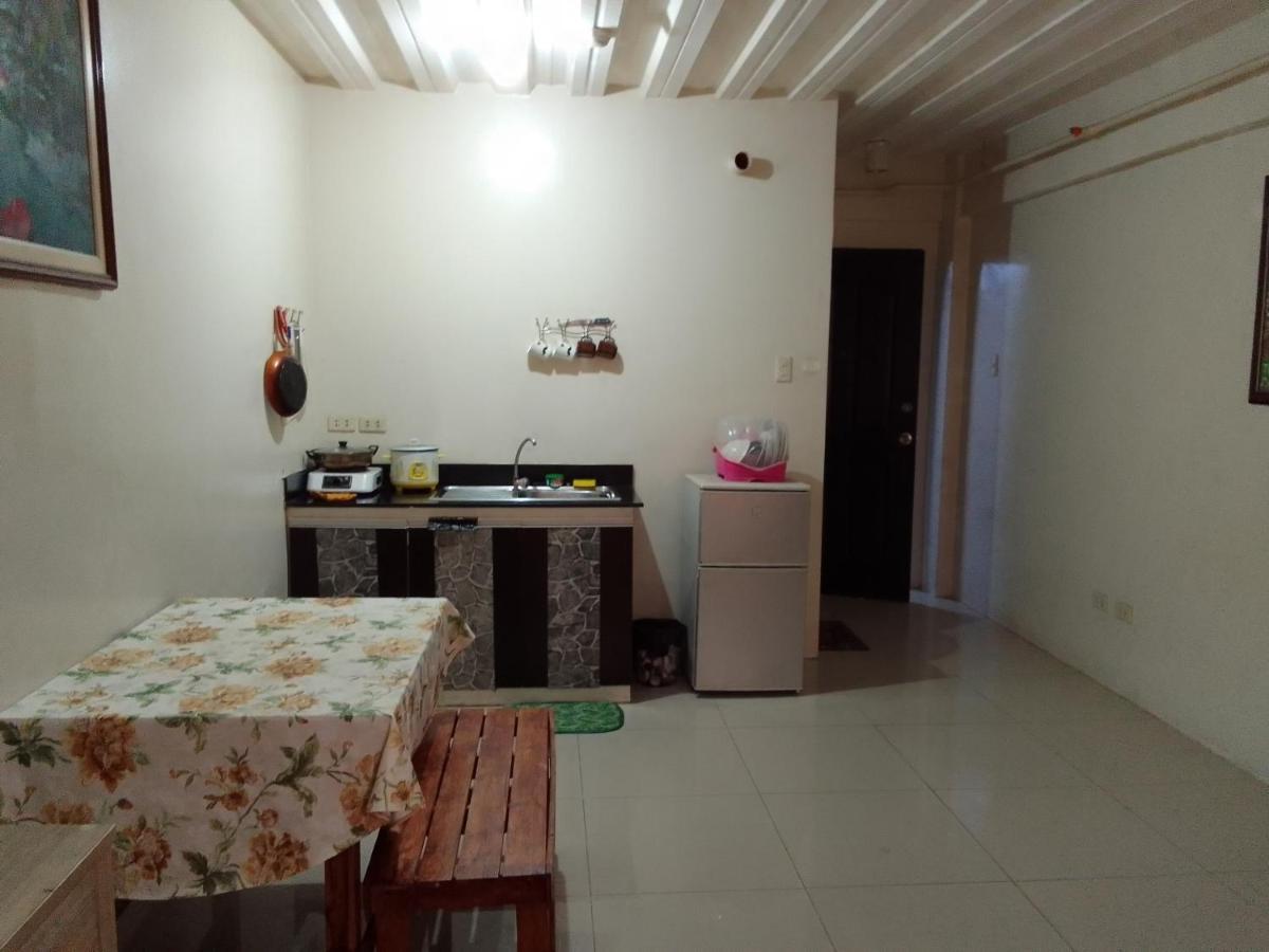 Emmanuel'S Service Apartment Near The Airport Manila Eksteriør billede