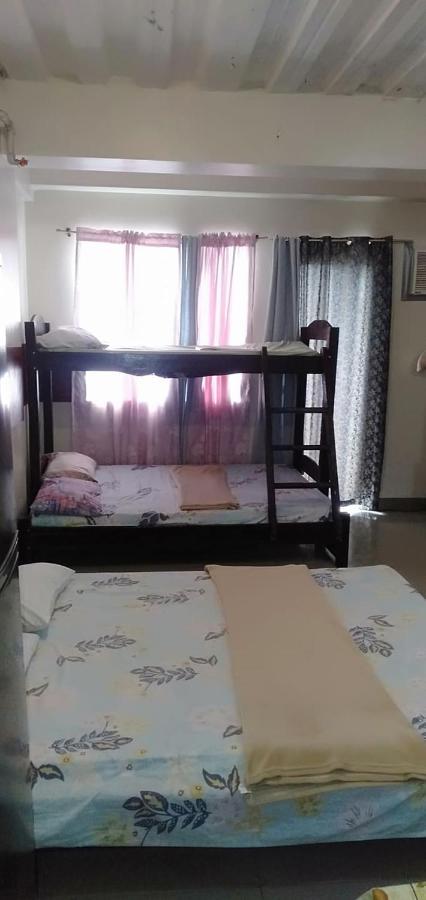 Emmanuel'S Service Apartment Near The Airport Manila Eksteriør billede