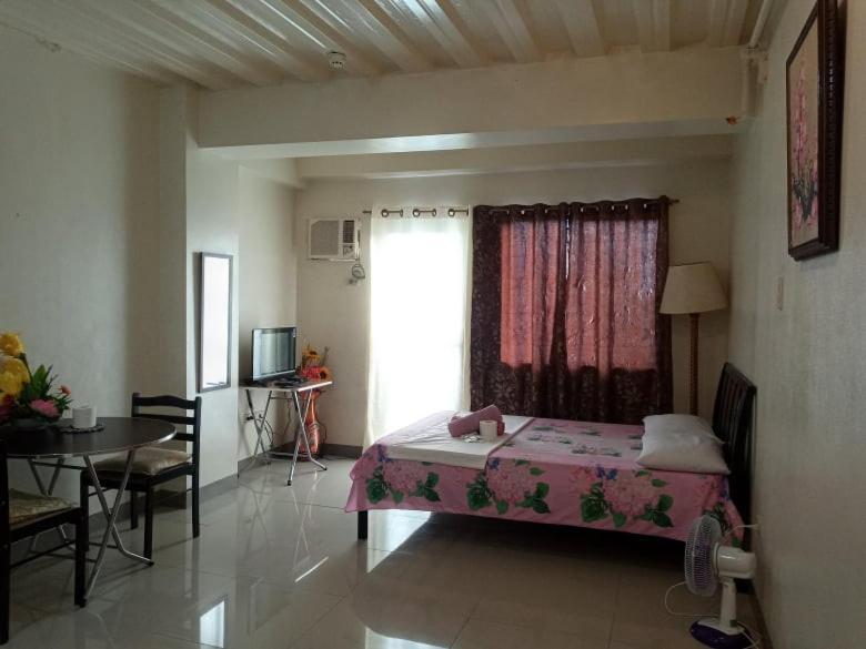 Emmanuel'S Service Apartment Near The Airport Manila Eksteriør billede