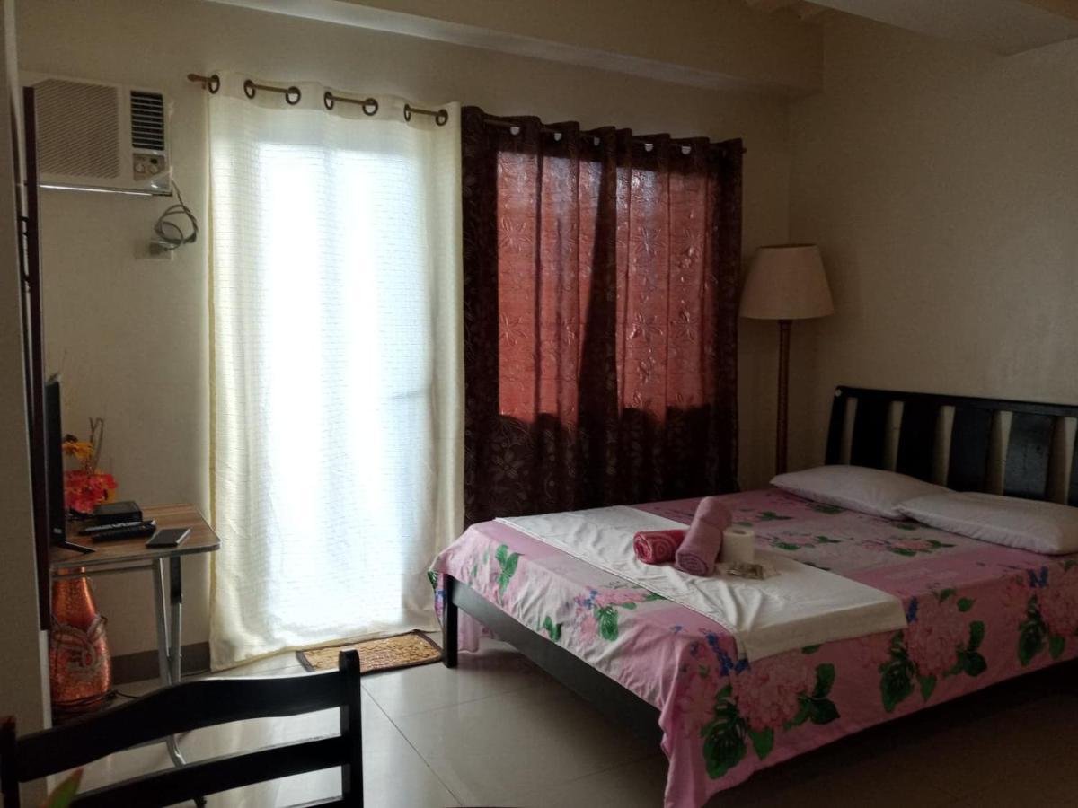 Emmanuel'S Service Apartment Near The Airport Manila Eksteriør billede